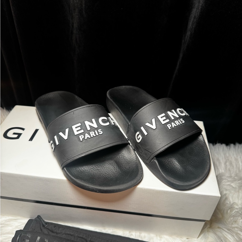 Givenchy Black Womens Sandals - Picture 2 of 8